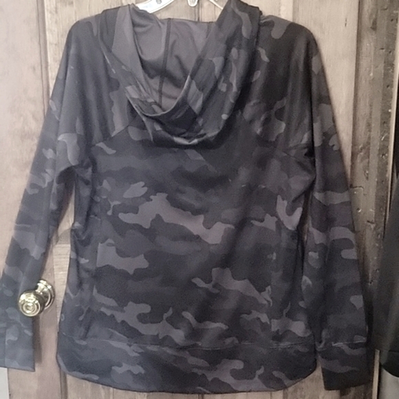 NEW RBX Camo Zip-Up Hoodie - Picture 3 of 3